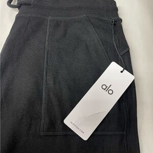 Alo Black Joggers